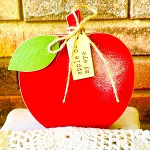 *Apple of My Eye Wooden Apple Shelf Sitter
